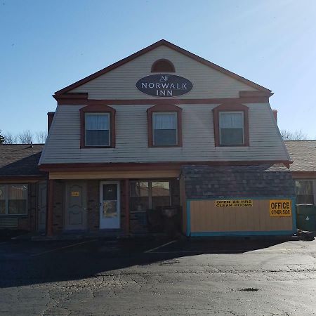 Norwalk Inn Bagian luar foto