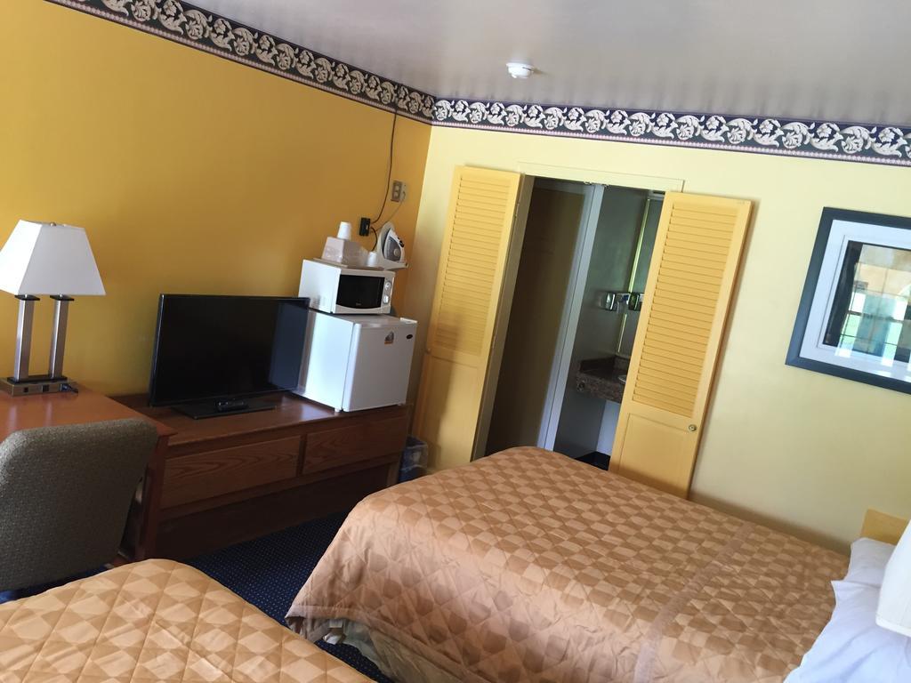 Norwalk Inn Ruang foto